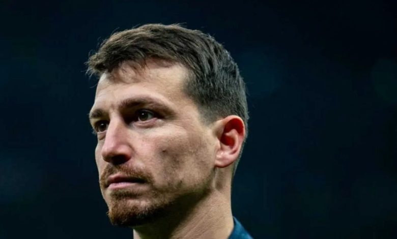 Fenerbahçe'de İsmail Kartal'dan Mert Hakan Yandaş kararı! 1 fenerbahcede ismail kartaldan mert hakan yandas karari P6Gs2er8