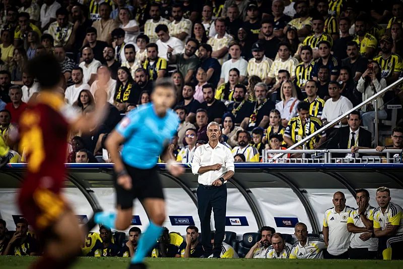 fenerbahcede ismail kartaldan surpriz hamle futbolcularla bir araya geldi 12 1KPOwQIb