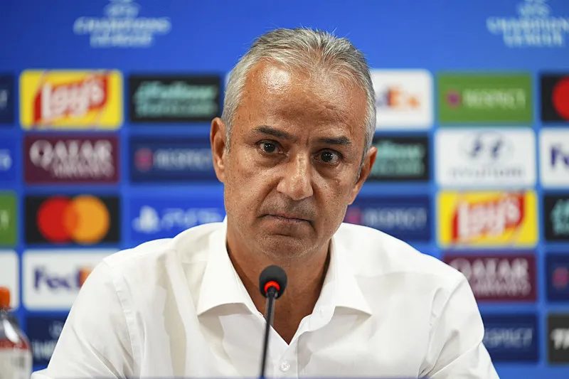 fenerbahcede ismail kartaldan surpriz hamle futbolcularla bir araya geldi 15 gGGFGIHX