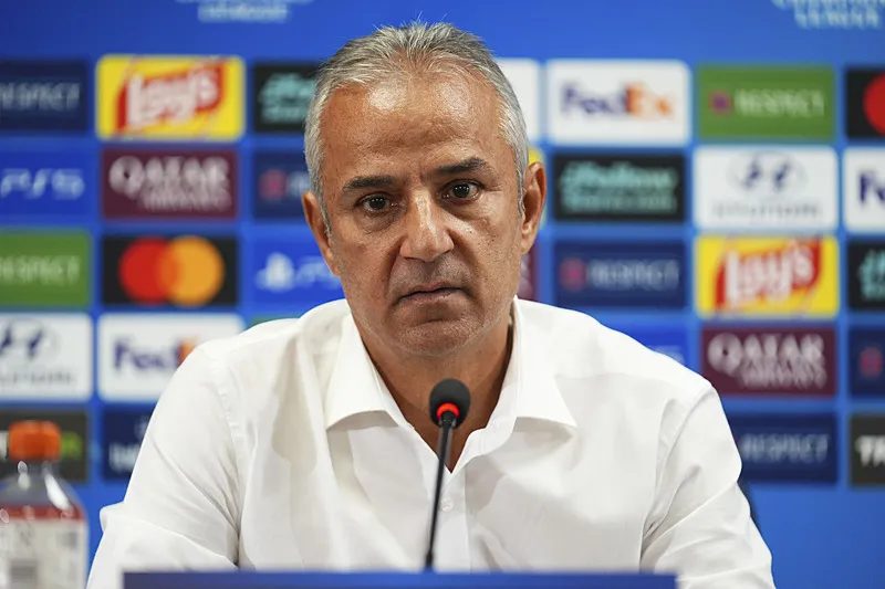 fenerbahcede ismail kartaldan surpriz hamle futbolcularla bir araya geldi 16 VJG5gyTG