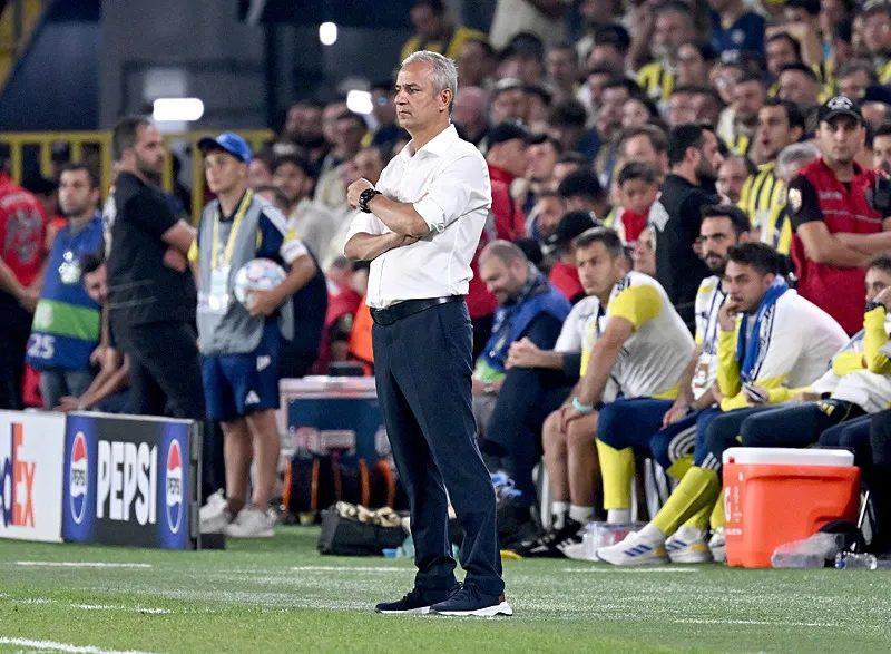 fenerbahcede ismail kartaldan surpriz hamle futbolcularla bir araya geldi 18 ralMKHiE