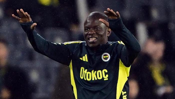 Fenerbahçe'de Kante krizi! Performansı merak ediliyor 3 fenerbahcede kante krizi performansi merak ediliyor 1 bdcrFIvw
