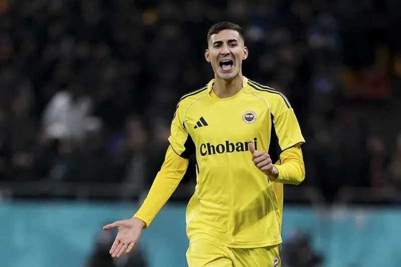 fenerbahcede mert muldur soku alanlardan ne kadar uzak kalacak 4 OTHqLYpc