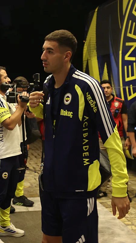 fenerbahcede mert muldur soku alanlardan ne kadar uzak kalacak 6 u8k1VvzT
