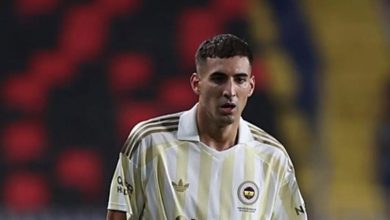 Fenerbahçe'de Mert Müldür şoku! Alanlardan ne kadar uzak kalacak? 16 fenerbahcede mert muldur soku alanlardan ne kadar uzak kalacak r1vRe9Ai