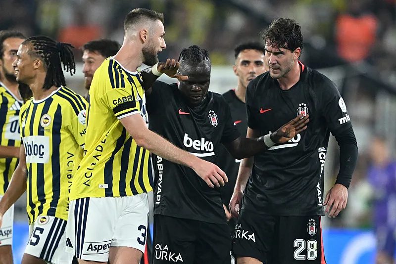 Fenerbahçe'de Roma maçı öncesi flaş gelişme! Derbi sonrası kritik viraj 3 fenerbahcede roma maci oncesi flas gelisme derbi sonrasi kritik viraj 1 hJ3ZPUUK