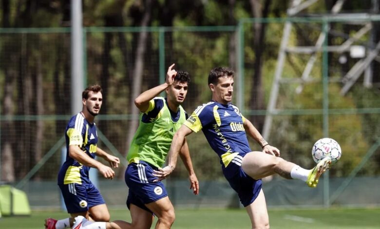 Fenerbahçe'de Roma mesaisi sürüyor! 1 fenerbahcede roma mesaisi suruyor nXUUg1N7