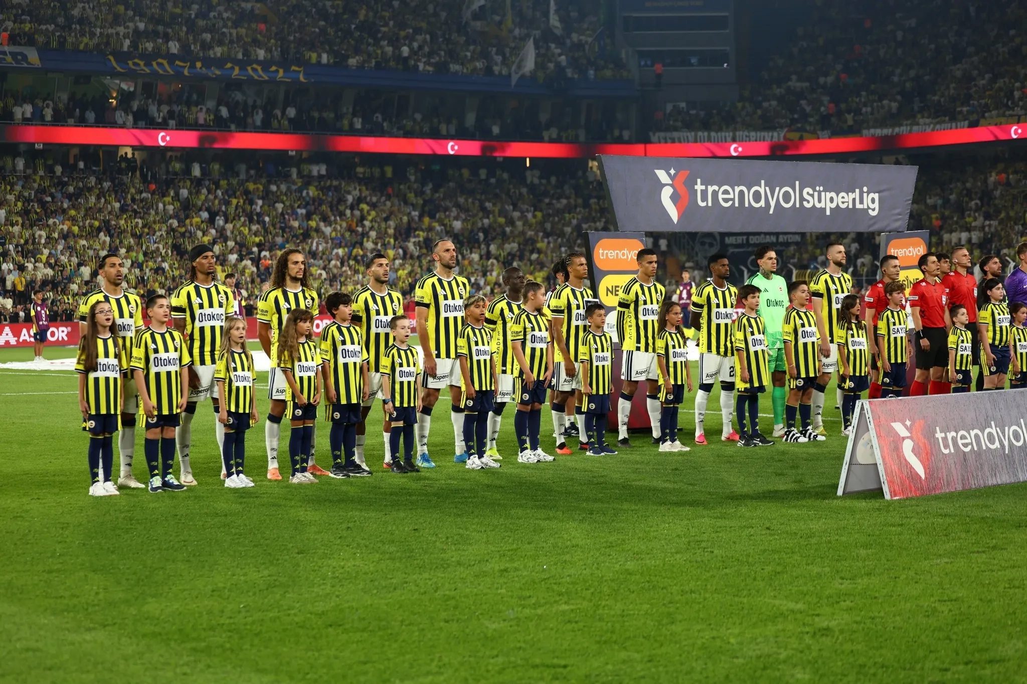Fenerbahçe'de şok İsmail Kartal iddiası! Yollar ayrılacak mı? 16 fenerbahcede sok ismail kartal iddiasi yollar ayrilacak mi 14 FTghIJWH