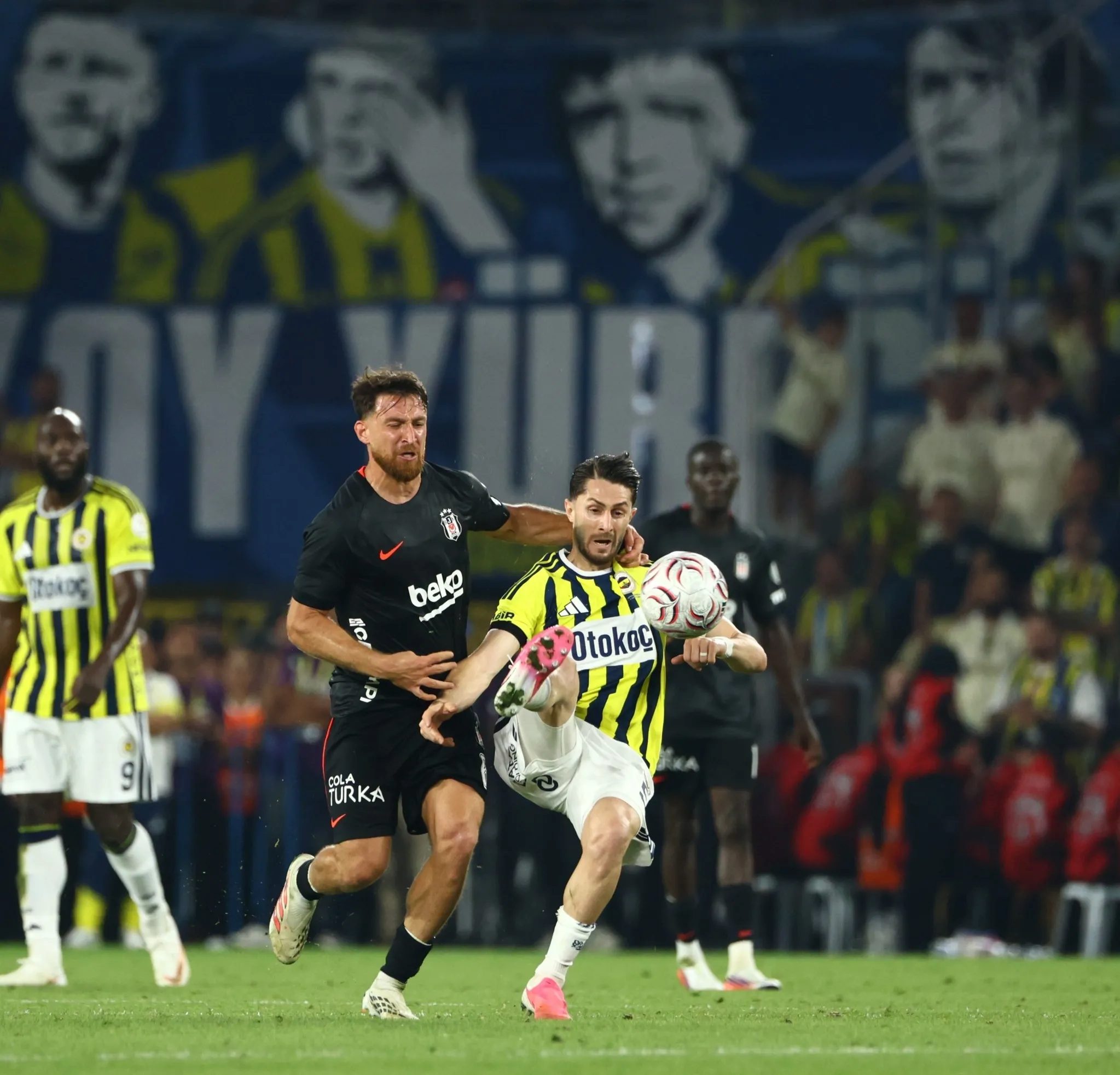 Fenerbahçe'de taktik değişiyor! İşte İsmail Kartal'ın yeni planı 11 fenerbahcede taktik degisiyor iste ismail kartalin yeni plani 9 ROR4Kig9