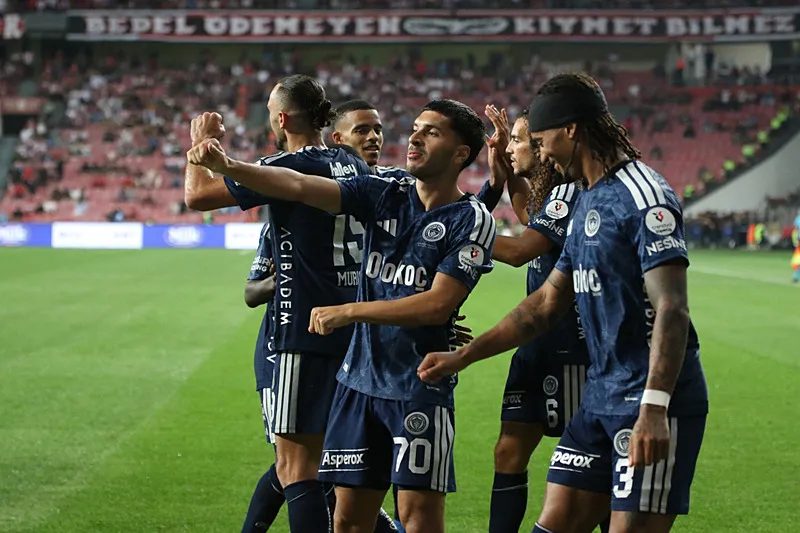 Fenerbahçe'de Talisca şoku! Al Jazira transferinde flaş gelişme 3 fenerbahcede talisca soku al jazira transferinde flas gelisme 1