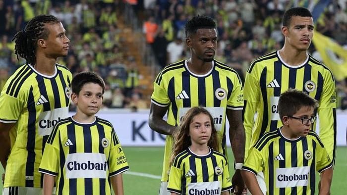 fenerbahcede yabanci dugumu cozuluyor surpriz ayrilik ihtimali 0 tVpSmQtb