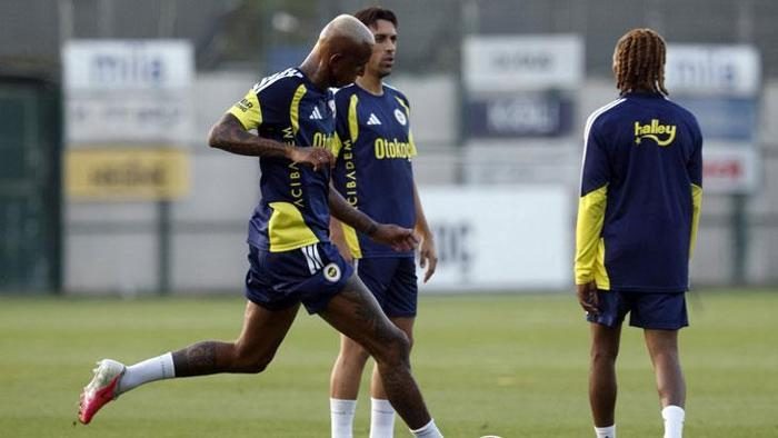 fenerbahcede yabanci dugumu cozuluyor surpriz ayrilik ihtimali 3