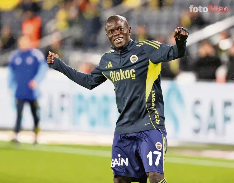 fenerbahcede yaprak dokumu 6 isimle yollar ayriliyor 11 zVwuquvq