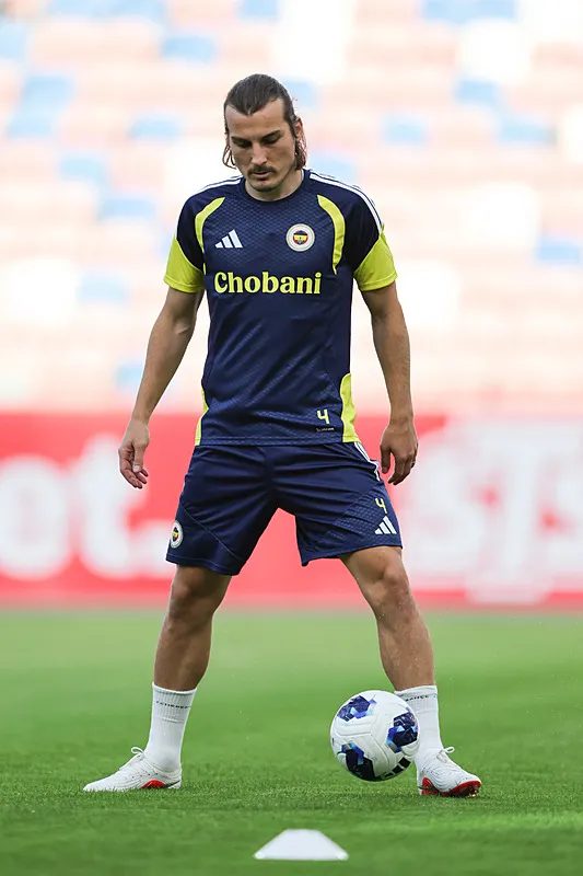 Fenerbahçe'de yerli planlaması! Çağlar'ın mukadderatı o isme bağlı 2 fenerbahcede yerli planlamasi caglarin mukadderati o isme bagli 0 Br9TtTyv