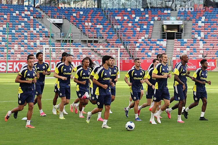Fenerbahçe'de yıldız ismi Domenico Tedesco transferde gözüne kestirdi! 7 fenerbahcede yildiz ismi domenico tedesco transferde gozune kestirdi 5 AN2pKrFE
