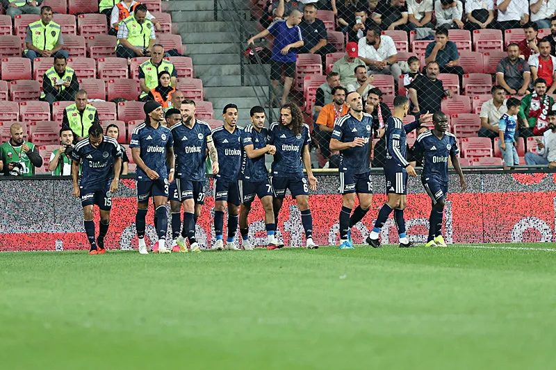 Fenerbahçe'den 10 numara operasyonu! İşte amaçtaki 2 isim 3 fenerbahceden 10 numara operasyonu iste amactaki 2 isim 1 2QASqJzC
