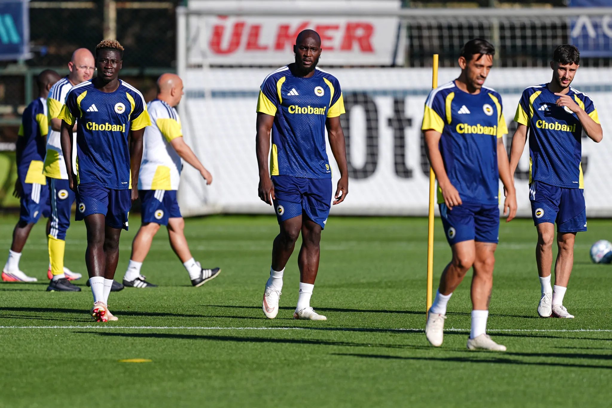 fenerbahceden ayrilmak istiyor buyuk umitlerle gelmisti 4 VUDh96Au