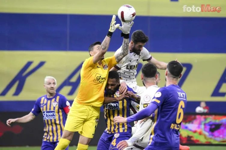 fenerbahceden berke ozer hamlesi 6 hVpi8UGp