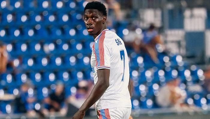 fenerbahceden bir transfer bombasi daha leao olmazsa rota ismaila sarr 4