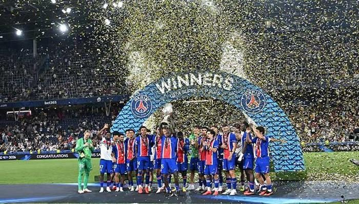 Fenerbahçe'den dev adım! UEFA Kulüpler sıralaması güncellendi 6 fenerbahceden dev adim uefa kulupler siralamasi guncellendi 4 NrmzKd8U