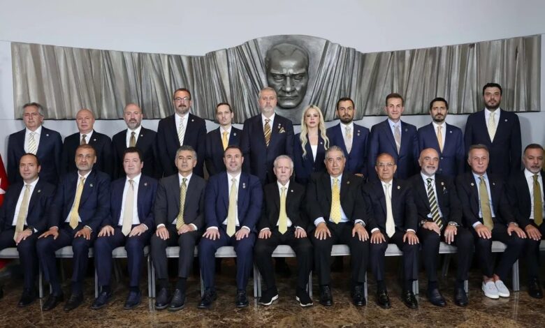 Fenerbahçe'den istifa açıklaması! 1 fenerbahceden istifa aciklamasi XHBt1FNF