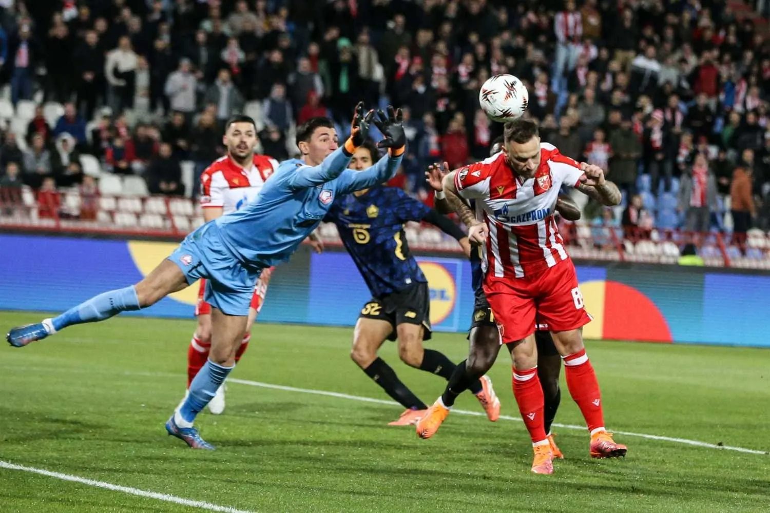 Fenerbahçe'den kaleci planı! Ederson satılırsa o isim gelecek 15 fenerbahceden kaleci plani ederson satilirsa o isim gelecek 13 pNLrGc38