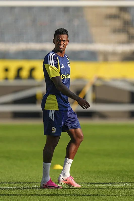 Fenerbahçe'den sağ bek operasyonu! Semedo yerine o isim gelecek 2 fenerbahceden sag bek operasyonu semedo yerine o isim gelecek 0 WTXmUWVV