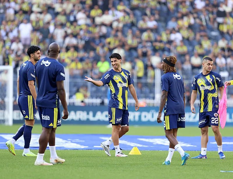 Fenerbahçe'den Süper Lig grubuna gidebilir! Teknik heyet ayrılığa müsaade verdi 2 fenerbahceden super lig grubuna gidebilir teknik heyet ayriliga musaade verdi 0 kPviVpUa