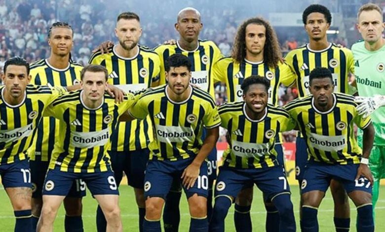 Fenerbahçe'den UEFA takımında değişiklik! Yıldız oyuncu geri döndü 1 fenerbahceden uefa takiminda degisiklik yildiz oyuncu geri dondu deb2KYBS