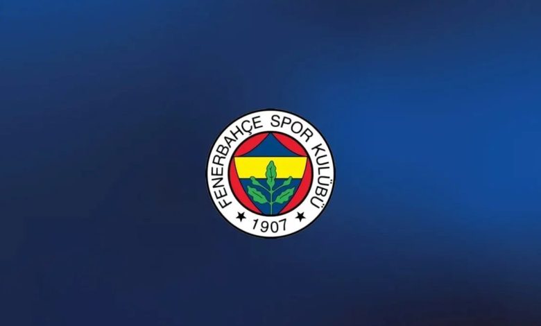 Fenerbahçeli futbolculardan bayan taraftarlara manalı jest 1 fenerbahceli futbolculardan bayan taraftarlara manali jest SpspdQkO