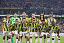 fenerbahceli yildiza besiktas derbisinde kadikoyde islik lNMZyqN5