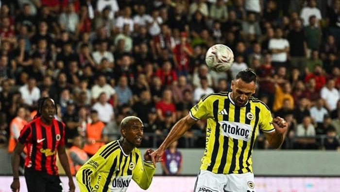 Fenerbahçe'nin eski teknik yöneticisi Ersun Yanal bombaladı: 'Aziz Yıldırım, Samandıra'nın içinden geçer' | 'Sizi tefe koyarlar' 6 fenerbahcenin eski teknik yoneticisi ersun yanal bombaladi aziz yildirim samandiranin icinden gecer sizi KPIltLSD