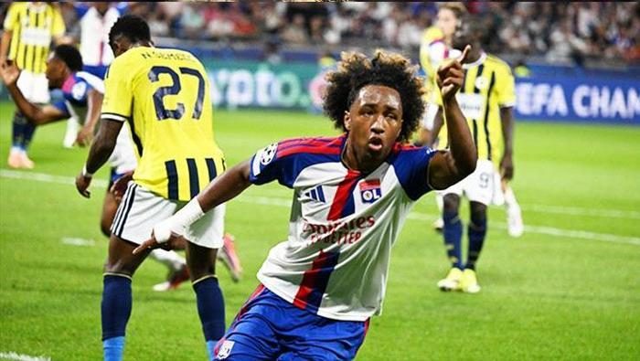 Fenerbahçe’nin istediği Malick Fofana’da transfer savaşı! Son anda devreye girdi 4 fenerbahcenin istedigi malick fofanada transfer savasi son anda devreye girdi 2