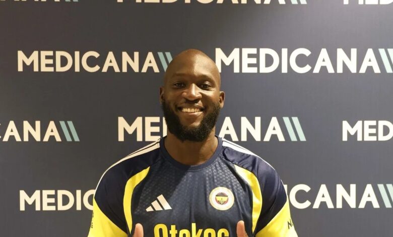 Fenerbahçe'nin yeni transferi Romelu Lukaku sıhhat denetiminden geçti! 1 fenerbahcenin yeni transferi romelu lukaku sihhat denetiminden gecti DpjXrvNK