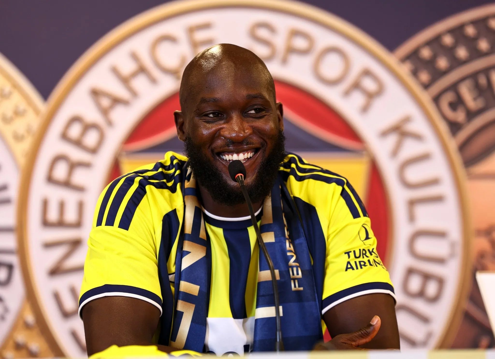fenerbahcenin yildizina surpriz cagri kollarini acarak karsilayacaklar 14 ykQEWELq