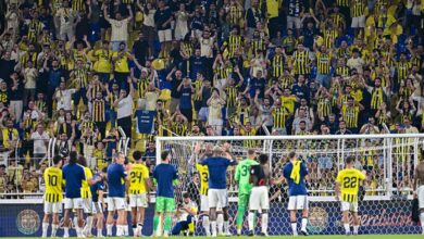 Fenerbahçe'nin yıldızını 3 kadro birden izlemeye geldi! 7 fenerbahcenin yildizini 3 kadro birden izlemeye geldi 9rSlarmc
