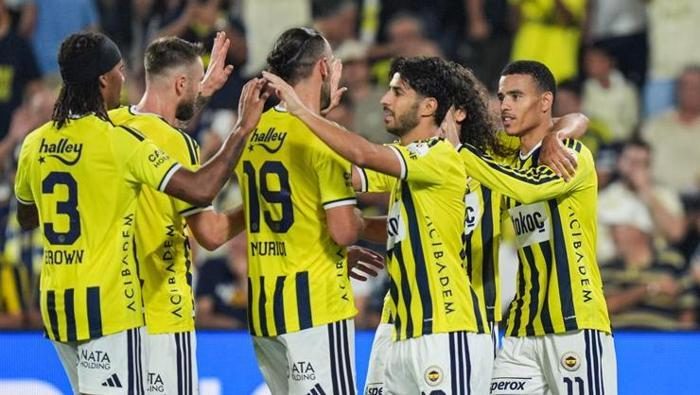 Fenerbahçe'ye Konyaspor maçı sonrası ikaz: 'Ederson yıldızlaştıysa sorun bellidir' | 'Sütten ağzı yanınca!' 9 fenerbahceye konyaspor maci sonrasi ikaz ederson yildizlastiysa sorun bellidir sutten agzi yaninca 7 hpNXTe6m
