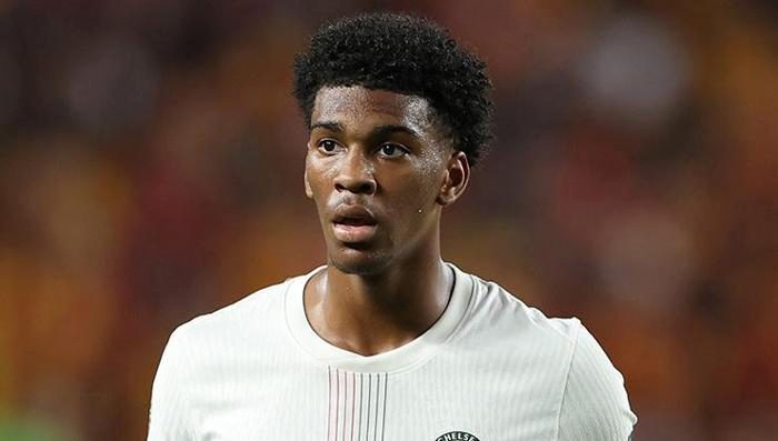 Fenerbahçe'ye Premier Lig'den sağ bek! Nelson Semedo'nun yerine 3 aday muhakkak oldu... 3 fenerbahceye premier ligden sag bek nelson semedonun yerine 3 aday muhakkak oldu 1 eRsMVSIs