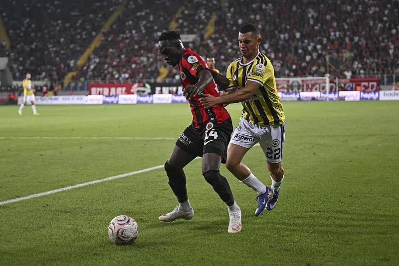 Fenerbahçe'ye Sidiki Cherif piyangosu! Transfer... 2 fenerbahceye sidiki cherif piyangosu transfer 0 YQvgpZ15