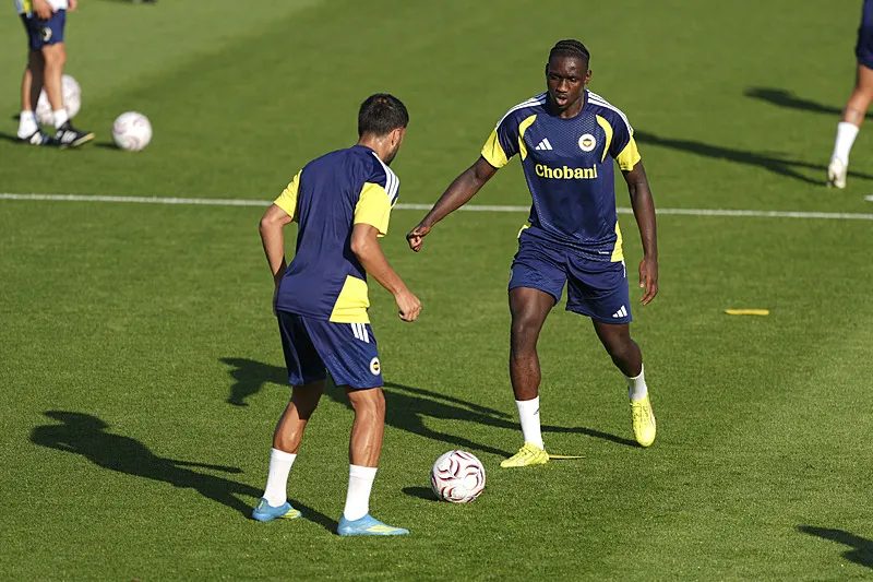 Fenerbahçe'ye Sidiki Cherif piyangosu! Transfer... 7 fenerbahceye sidiki cherif piyangosu transfer 5 uhyWkLr7