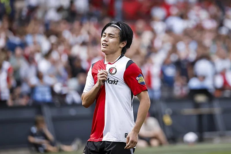 Feyenoord'dan Fenerbahçe itirafı! 25 milyon Euro... 3 feyenoorddan fenerbahce itirafi 25 milyon euro 1 hSm5lwl9