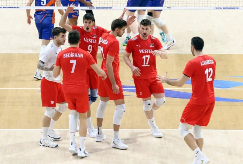 Filenin Efeleri'nin 2026 VNL maç takvimi ve programı belirli oldu! 2 filenin efelerinin 2026 vnl mac takvimi ve programi belirli oldu 0 SYHUmtdX