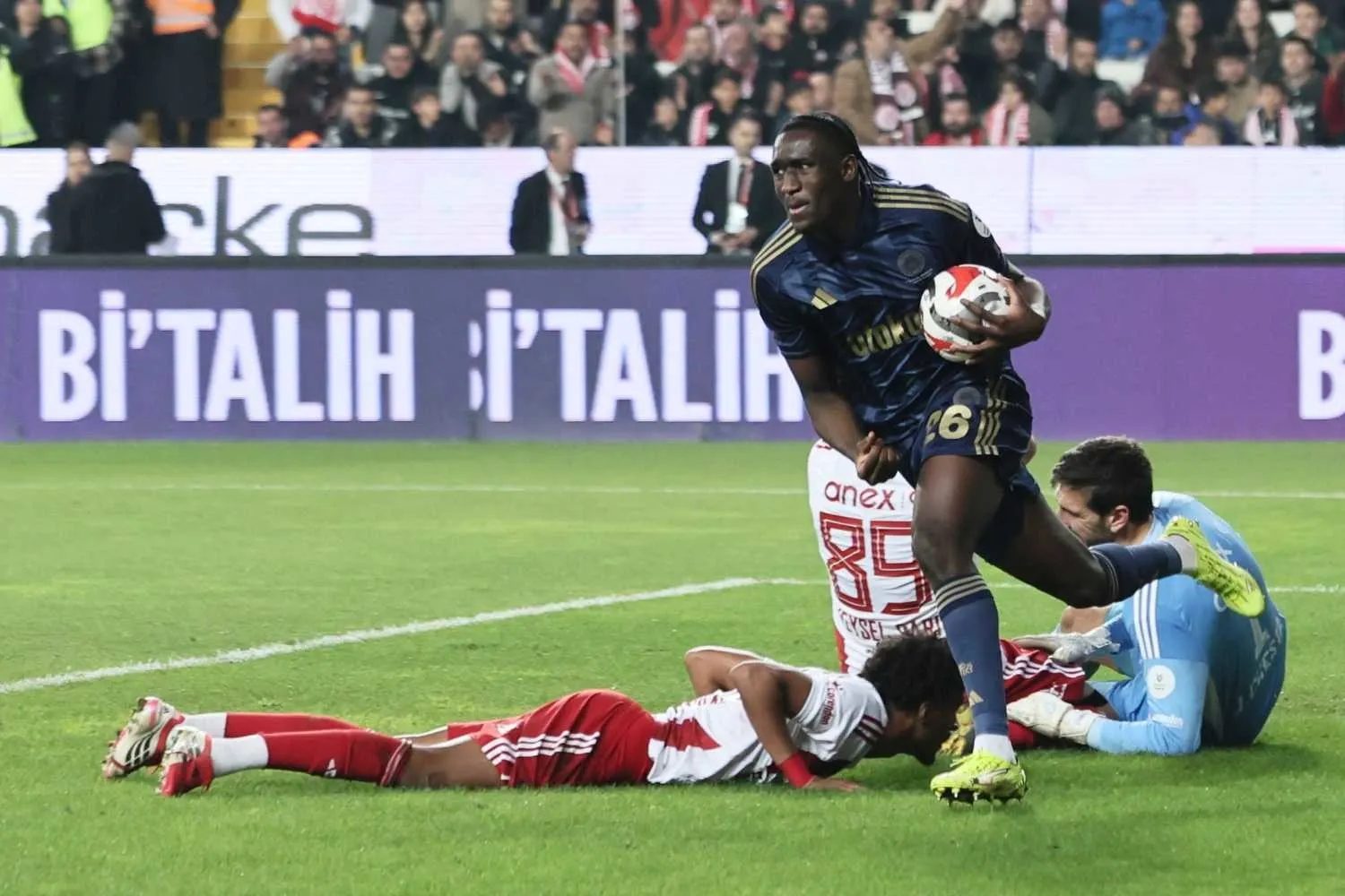 Fransızlar transferi açıkladı! Sidiki Cherif... 11 fransizlar transferi acikladi sidiki cherif 9 EjhZH53F