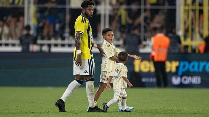 'Fred'in hayali bize gelmek!' Fenerbahçe'nin Brezilyalı yıldızı ülkesine mi dönüyor? 4 fredin hayali bize gelmek fenerbahcenin brezilyali yildizi ulkesine mi donuyor 2 FwbE3YuU