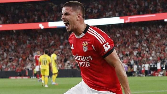 Galatasaray Benfica'nın yıldızı için devrede! Tekrar, yine Jhon Duran faktörü 6 galatasaray benficanin yildizi icin devrede tekrar yine jhon duran faktoru 4 zqjaq64n