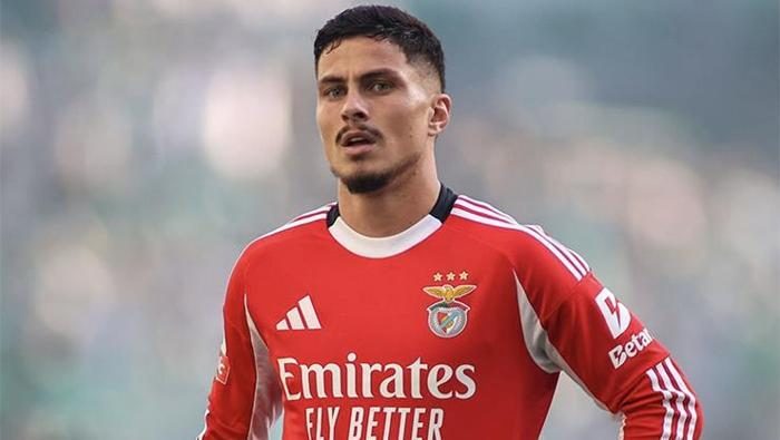 Galatasaray Benfica'nın yıldızı için devrede! Tekrar, yine Jhon Duran faktörü 7 galatasaray benficanin yildizi icin devrede tekrar yine jhon duran faktoru 5 CYhaKyec