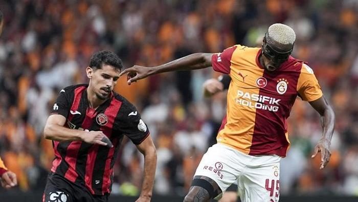 galatasaray corum fk macinin akabinde sert tenkit bu yangini osimhen sonduremez bu JyUOMZIP