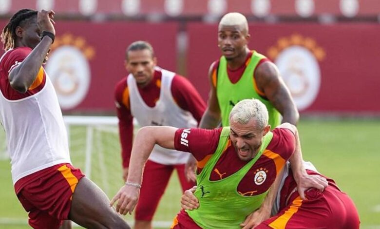 galatasaray hazirliklara devam etti E1UfXPFT