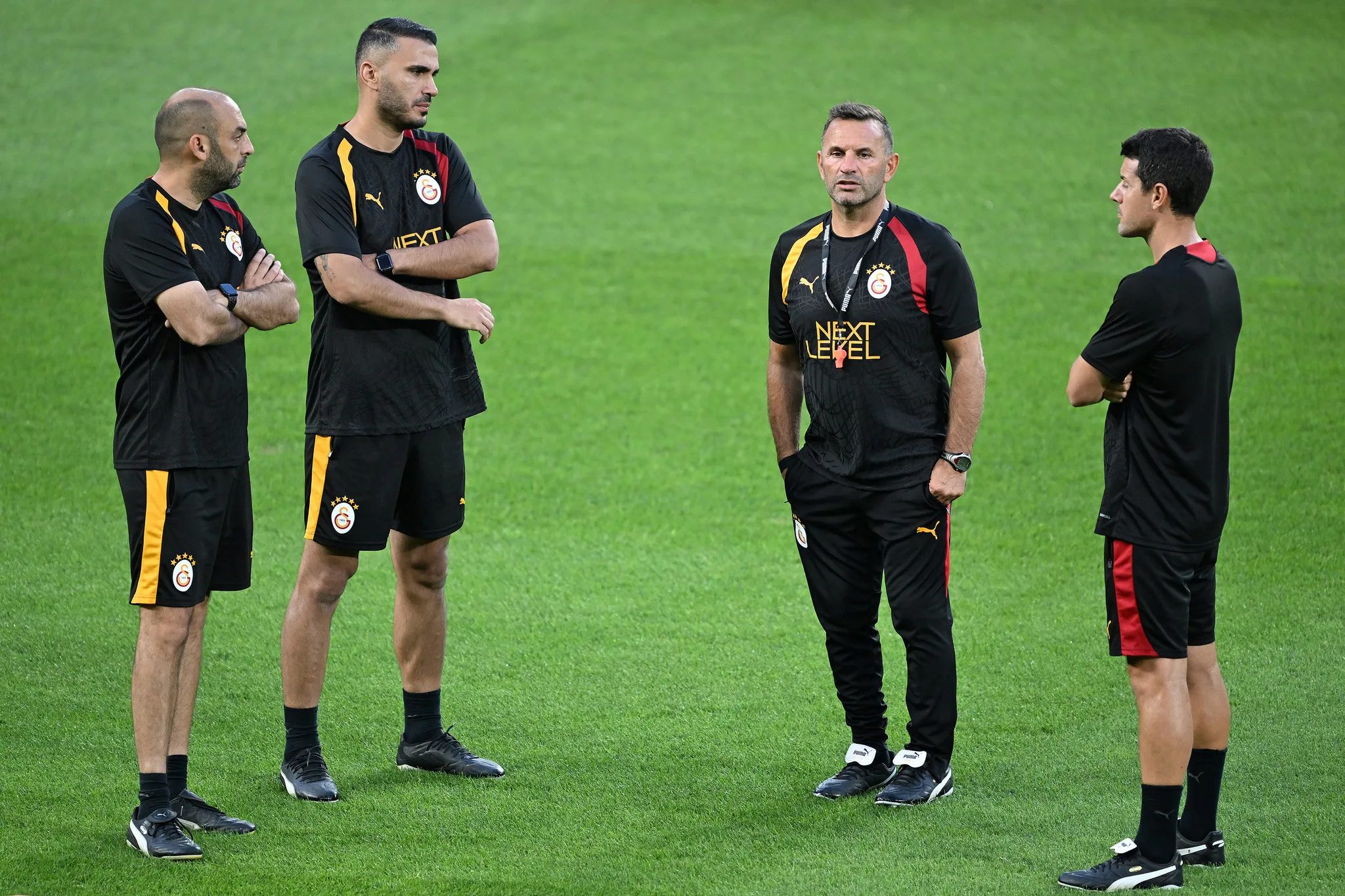 Galatasaray için olay transfer itirafı! "30 milyon Euro'yu gözden çıkardılar" 2 galatasaray icin olay transfer itirafi 30 milyon euroyu gozden cikardilar 0 jArEMLFS