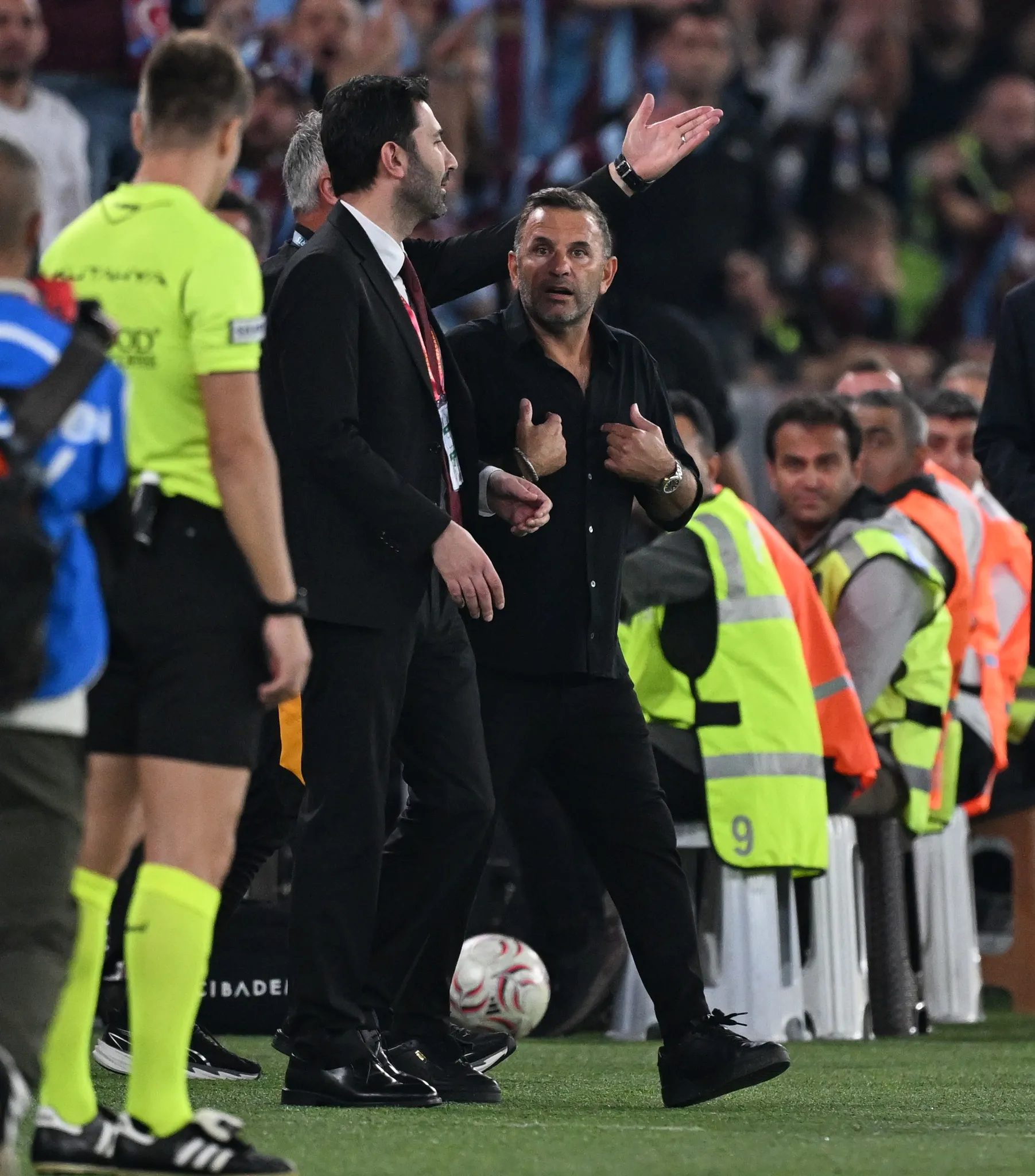 galatasaray idaresinden okan buruka sert tenkit hocamiz cok formsuz 2 JSOLKUuw